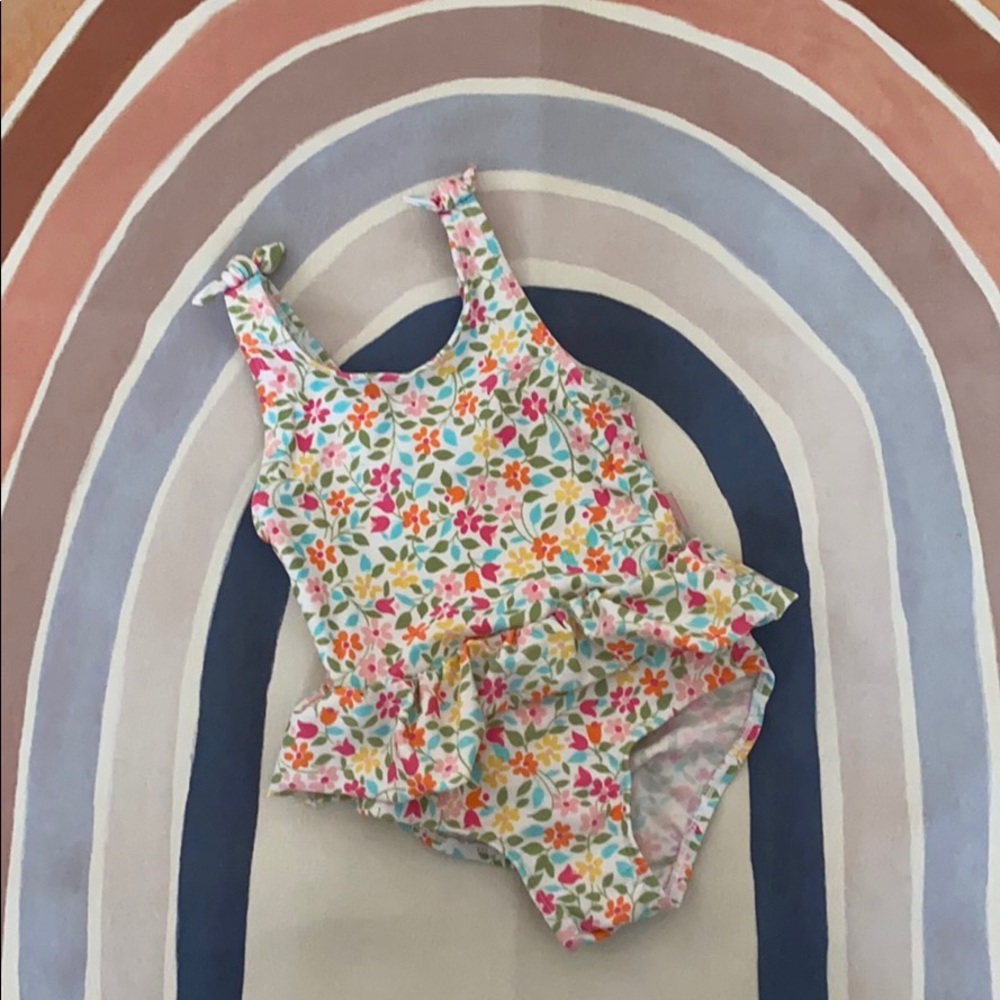 Bathing suit